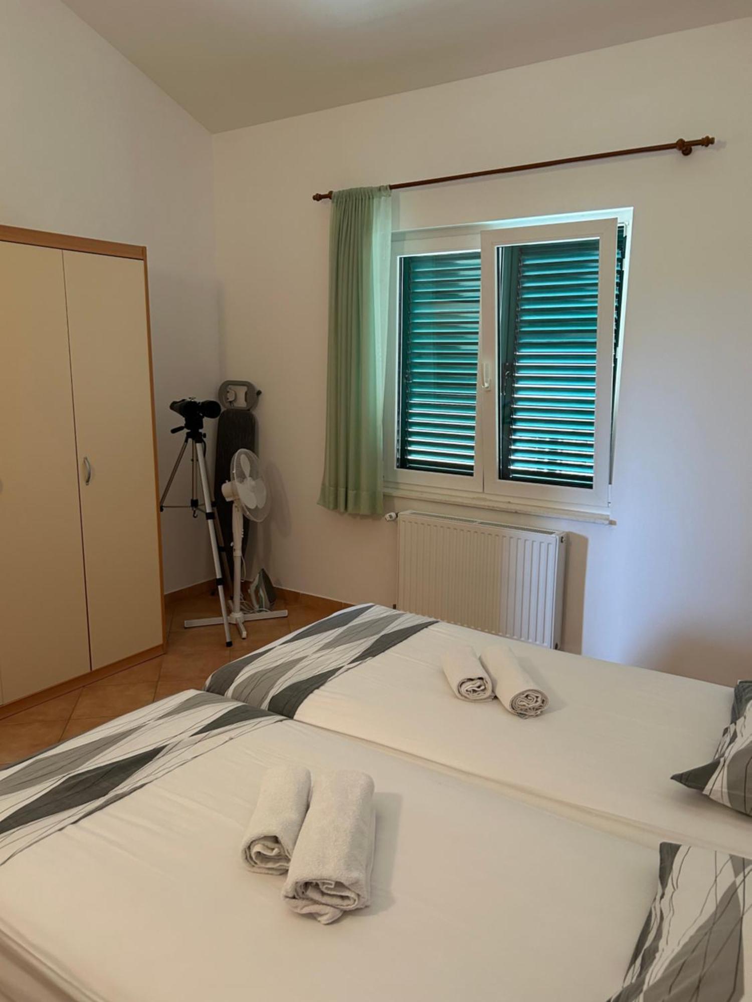 Apartment Mileta Макарська Екстер'єр фото